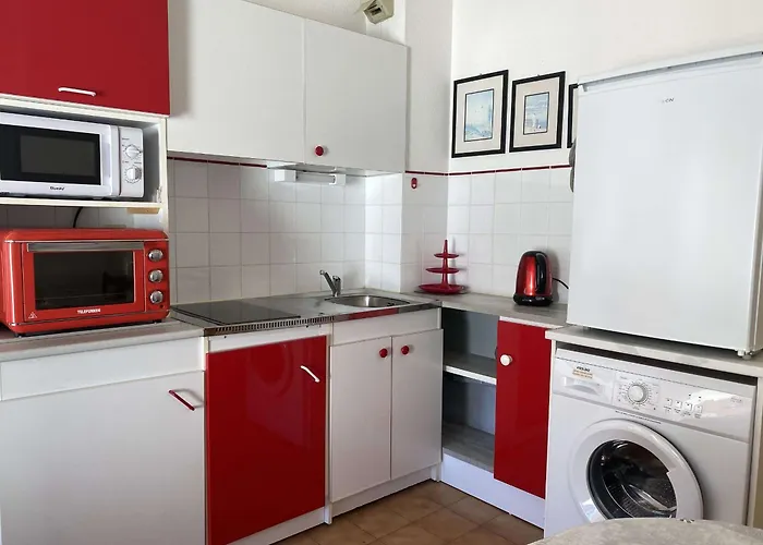 Cosy Avec Terrasse, Parking, Proche Thermes - - Fr-1-553-89 شقة *