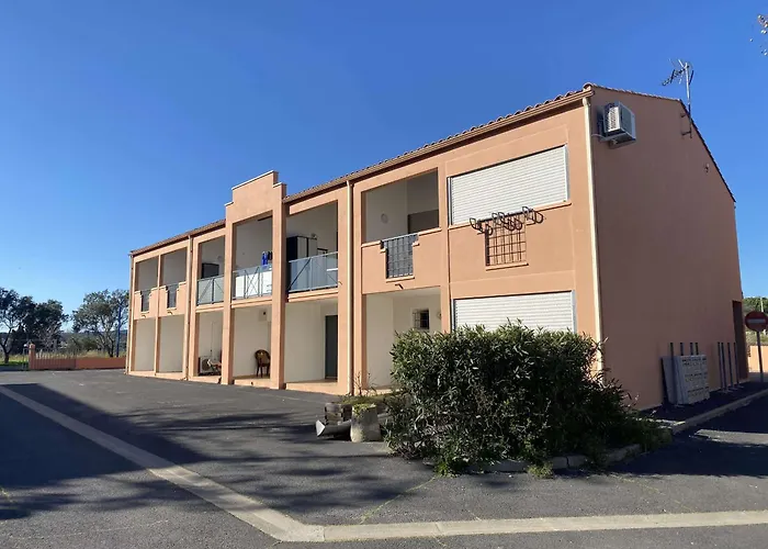Cosy Avec Terrasse, Parking, Proche Thermes - - Fr-1-553-89 شقة بالاروك ليه بان